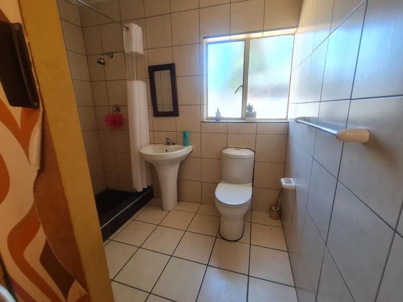 5 Bedroom Property for Sale in Uitsig Free State